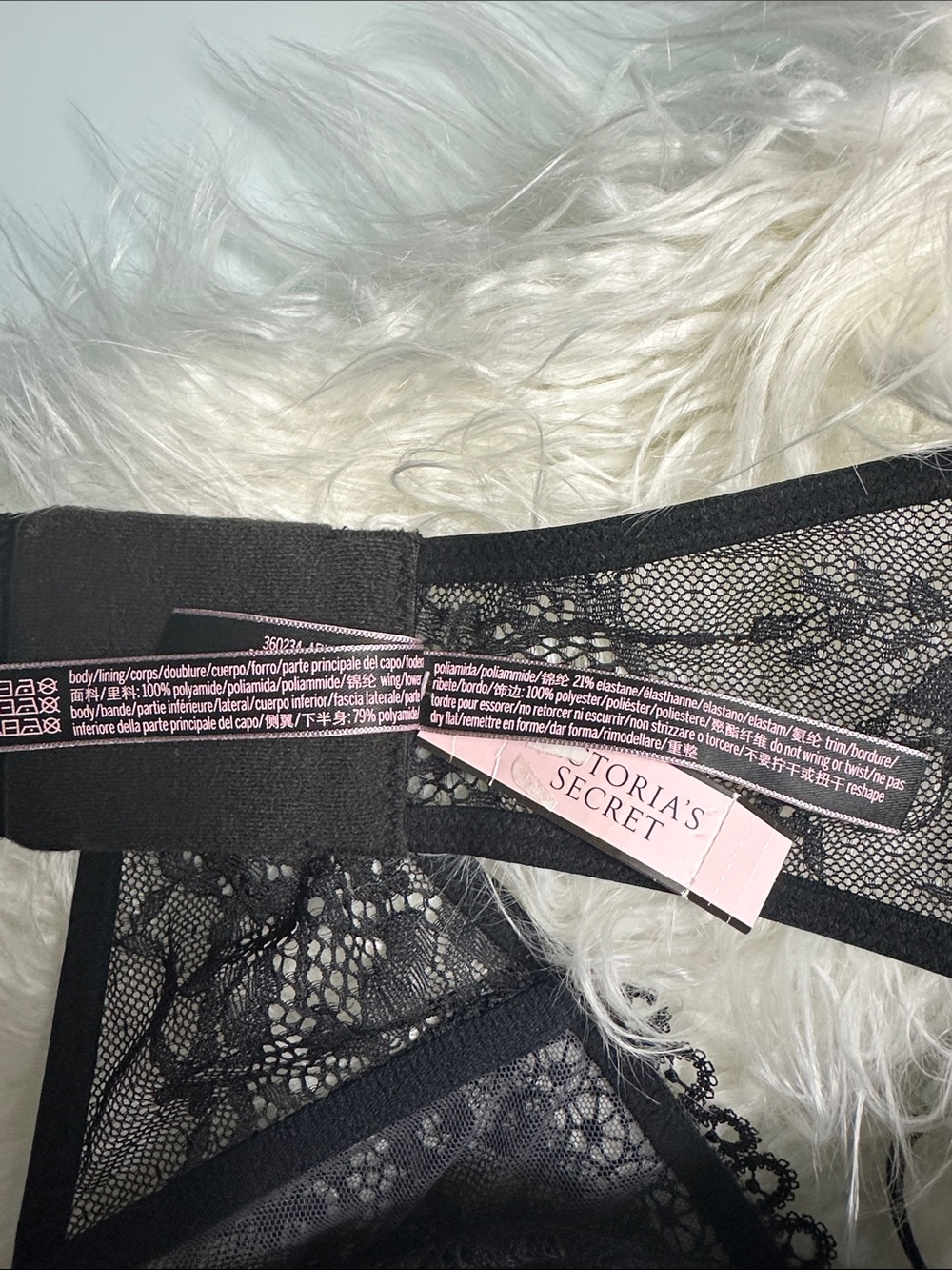 NWT Victoria’s Secret Black Lace High Neck Underwire Bra 34D/DD Sheer Halter - Picture 7 of 7